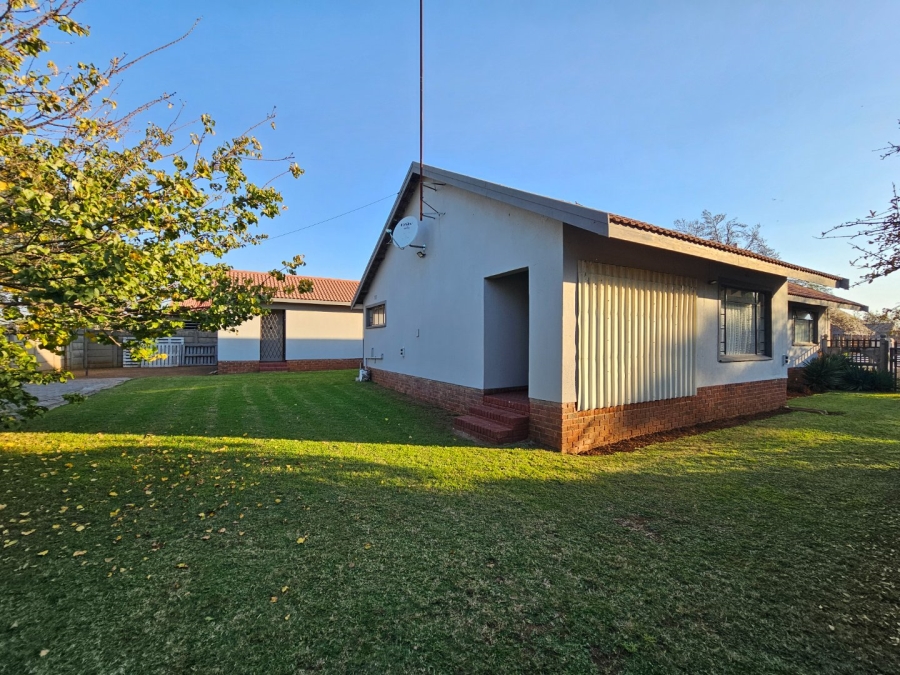 3 Bedroom Property for Sale in Vaalpark Free State